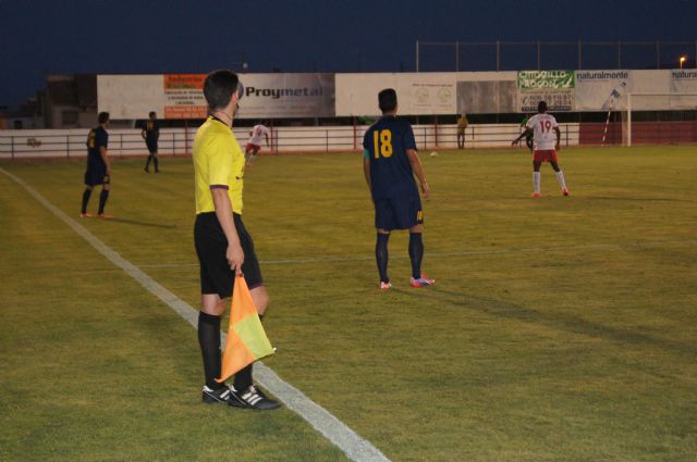 Municipal Stadium "Juan Cayuela" It welcomes and friendly charity match between UCAM and Almeria (1-2), Foto 5