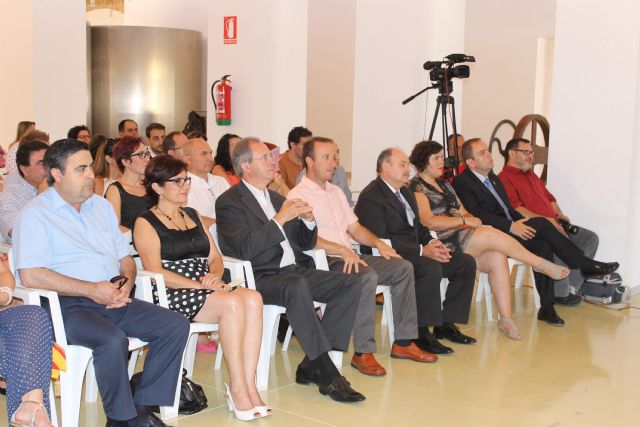 Con la presentación de la revista y el Pregón de la 43 Fiesta de la Vendimia, la Federación de Peñas da la salida al programa de Feria 2014 - 2, Foto 2