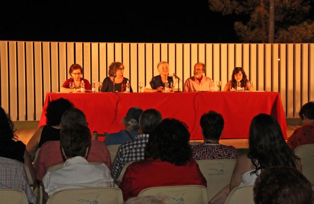 Poetas lumbrerenses protagonizaron un recital de poesía enmarcado en la programación veraniega Nogalte Cultural - 1, Foto 1