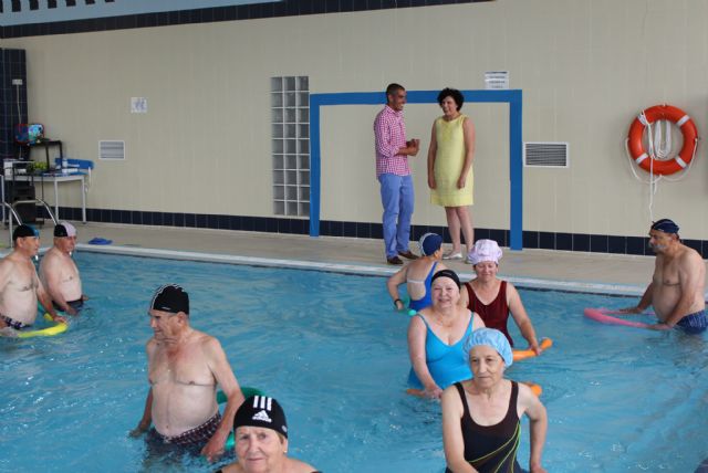 Nueva campaña de verano con actividades acuáticas saludables y aquagym para las personas mayores - 1, Foto 1