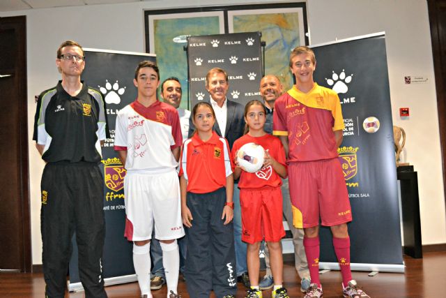 La firma Kelme vestirá al fútbol sala murciano - 1, Foto 1