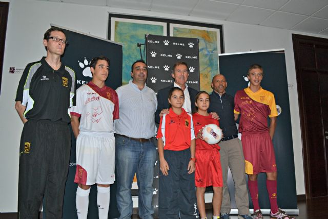 La firma Kelme vestirá al fútbol sala murciano - 2, Foto 2