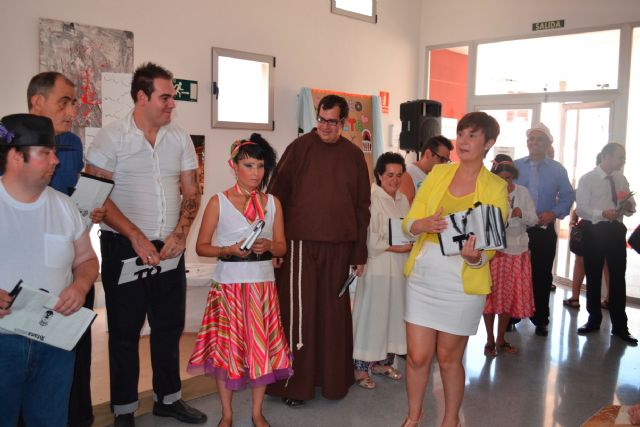 Se celebra el acto de clausura del curso 2014/15 en el Centro de Día para Personas con Enfermedad Mental de Totana, Foto 6
