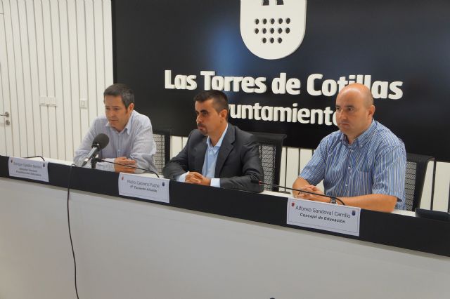 Enrique Ujaldón visita Las Torres de Cotillas para conocer la situación de los colegios locales - 2, Foto 2