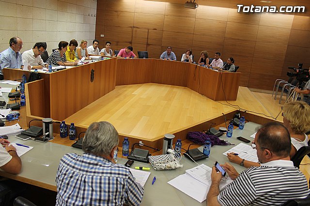 El Pleno acuerda la cesin gratuita de una parcela a la Comunidad de Regantes - 7