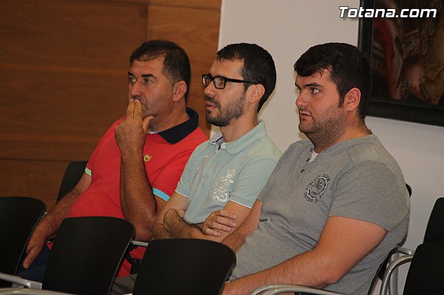 El Pleno acuerda la cesin gratuita de una parcela a la Comunidad de Regantes - 16