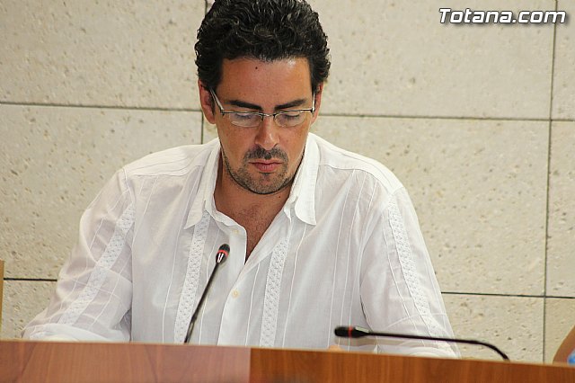 El Pleno acuerda la cesin gratuita de una parcela a la Comunidad de Regantes - 27