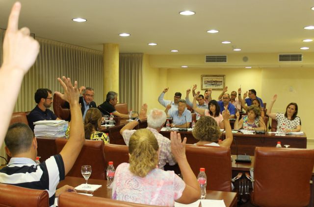 Apoyo unánime a la tramitación del expediente para declarar el Carnaval de Águilas como Fiesta de Interés Turístico Internacional - 1, Foto 1
