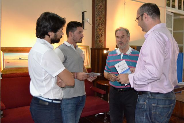 El afamado artista cartagenero Marcial Zambrana expone en el Casino de Águilas - 2, Foto 2