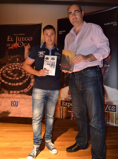 Fran J. Marber presenta sus novelas de misterio en el Auditorio de Águilas - 2, Foto 2