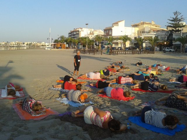 Turismo invita a los bañistas a mantenerse en forma durante las vacaciones a pie de playa - 1, Foto 1