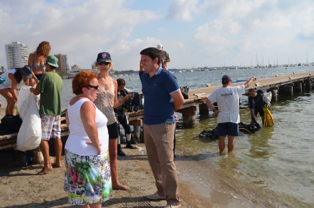 La concejalía de Medio Ambiente y el club de buceo Turkana celebraron hoy una jornada de limpieza de fondos marinos - 1, Foto 1