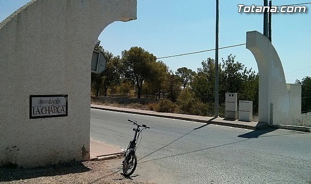 Se cortará el suministro de agua en la urbanización La Charca desde hoy, a las 21:00 horas, hasta mañana, a las 7:00 horas - 1, Foto 1