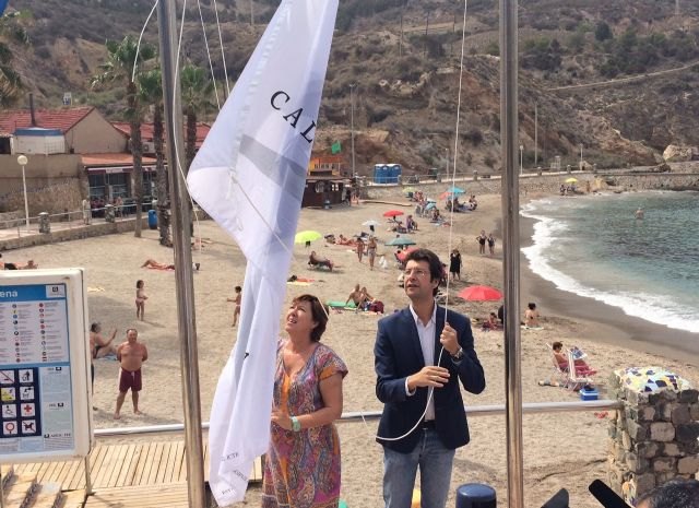 Las banderas ´Q de Calidad Turística´ondean este verano en 37 playas de la Costa Cálida - 1, Foto 1