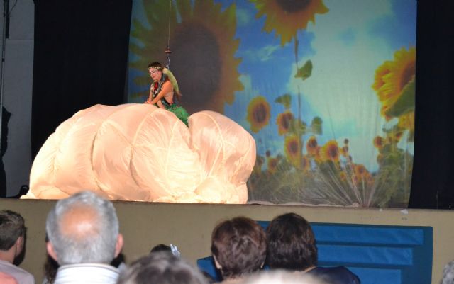 La obra Sfera mostró la evolución del planeta a través de danza, acrobacias y efectos visuales - 2, Foto 2