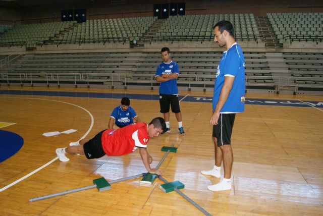 Los jugadores se someten a unos test físicos que determinan el perfil óptimo de cada deportista - 1, Foto 1