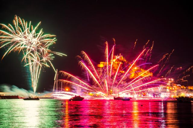 Concurso de Fotografía y Palmera de los Deseos para el gran Castillo de Fuegos Artificiales-Piromusicales de Águilas - 2, Foto 2