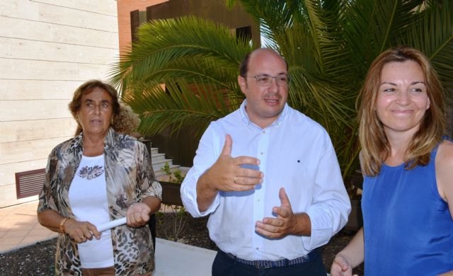 Educación presta 8.770 horas de apoyo educativo a domicilio a 142 alumnos en su periodo de recuperación de una enfermedad - 1, Foto 1