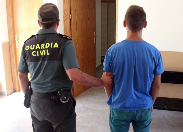 La Guardia Civil esclarece más de medio centenar de robos en viviendas en la Región desde el principio de verano, Foto 1