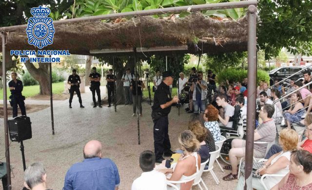 Policía Nacional y la Asociación Pro-Discapacitados AMIFP juntos en una exhibición canina - 3, Foto 3