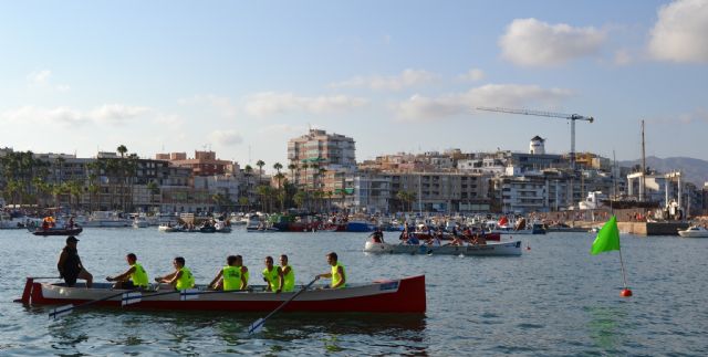 La embarcación Remo Águilas se proclama vencedora de la Regata de Botes a Remo - 1, Foto 1