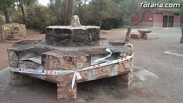 COAG y APESE se oponen a la desaparicin de las barbacoas en La Santa y Sierra Espuña - 8