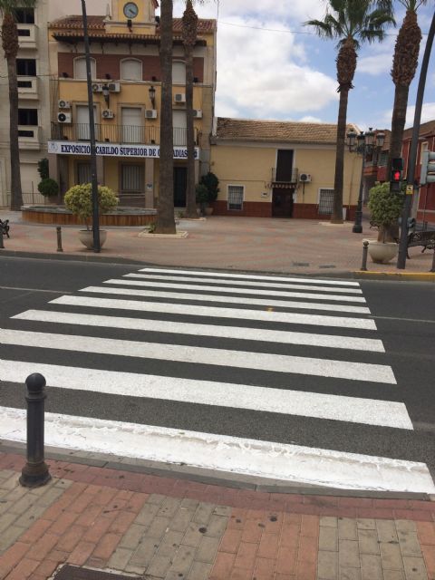 El Ayuntamiento torreño aprovecha agosto para repintar la señalización horizontal de tráfico en varias calles locales - 2, Foto 2