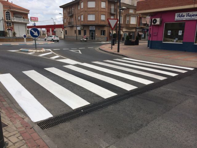 El Ayuntamiento torreño aprovecha agosto para repintar la señalización horizontal de tráfico en varias calles locales - 3, Foto 3