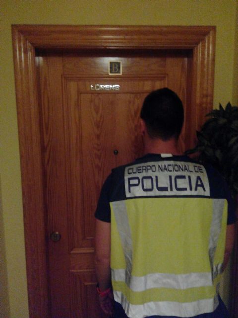 Policía Nacional desmantela dos prostíbulos en Murcia y Benidorm - 2, Foto 2