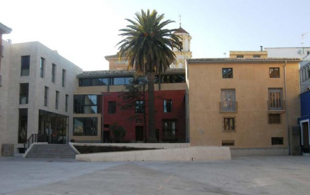 Fomento culmina la creación de un espacio de ocio en Bullas con la conexión de la plaza y jardín municipal con la Casa-Museo Don Pepe Marsilla - 1, Foto 1