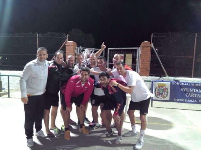 Medusia de Dortmund gana las doce horas de fútbol sala en Los Urrutias - 2, Foto 2