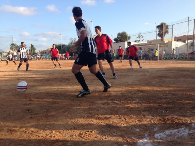 Medusia de Dortmund gana las doce horas de fútbol sala en Los Urrutias - 5, Foto 5