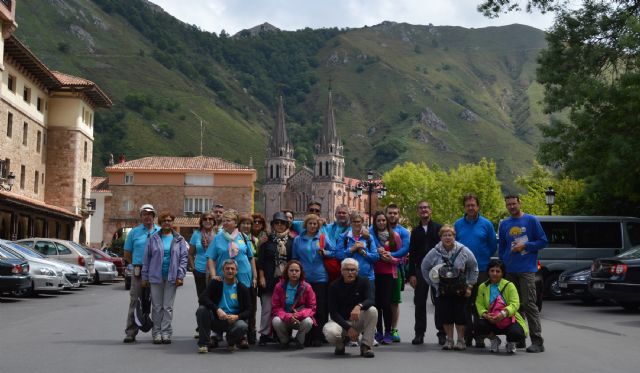 Los miembros de la asociación Los Peregrinos torreña visitaron Asturias - 5, Foto 5