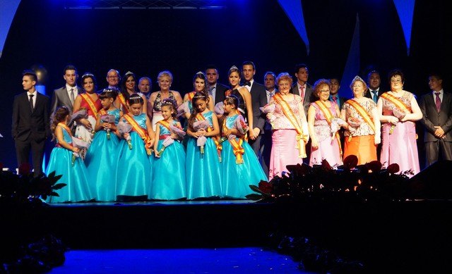 Las Fiestas Patronales torreñas arrancan con una multitudinaria gala en la que Ruth Lorenzo puso la guinda - 1, Foto 1