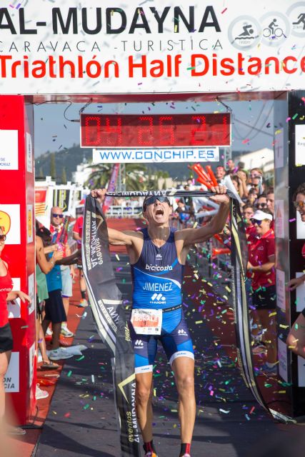 Alejandro Jiménez y Anna Noguera ganan el segundo Triatlón Al-Mudayna - 1, Foto 1