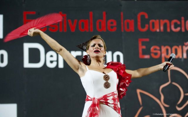 Lola Vega gana el XXI Festival de la Canción Española de Molino Derribao - 3, Foto 3