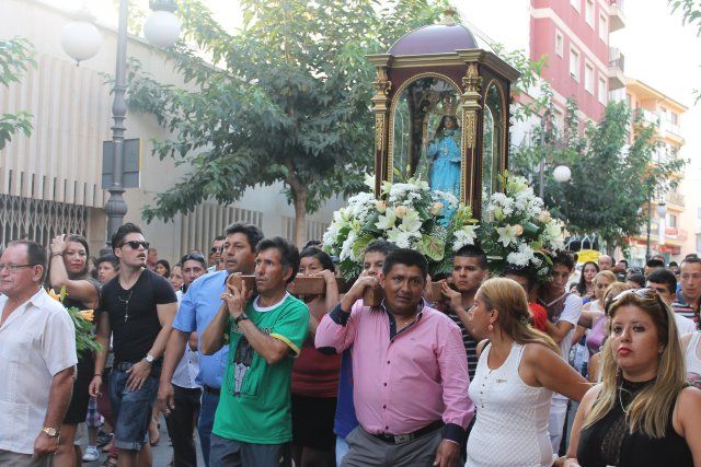 La comunidad ecuatoriana vive sus fiestas en honor a La Churonita - 3, Foto 3
