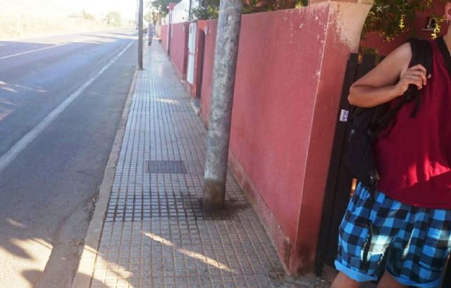 SPCT reclama mayor seguridad para las paradas de autobús del municipio - 1, Foto 1