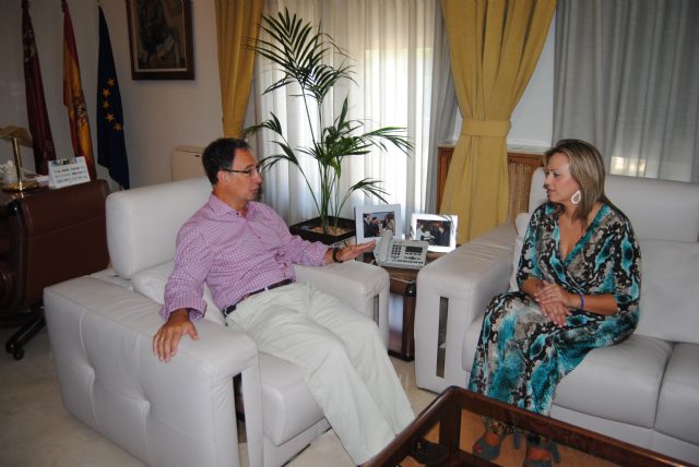 El delegado del Gobierno recibe a Josefa Marín, nueva alcaldesa de Torre Pacheco - 2, Foto 2