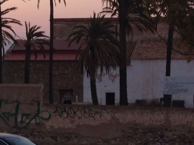 MC denuncia una nueva rotura de un muro en San Ginés de la Jara por donde han vuelto a colarse intrusos - 2, Foto 2