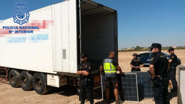 Recuperadas 70 placas solares sustraídas presuntamente en la Región de Murcia. - 1, Foto 1