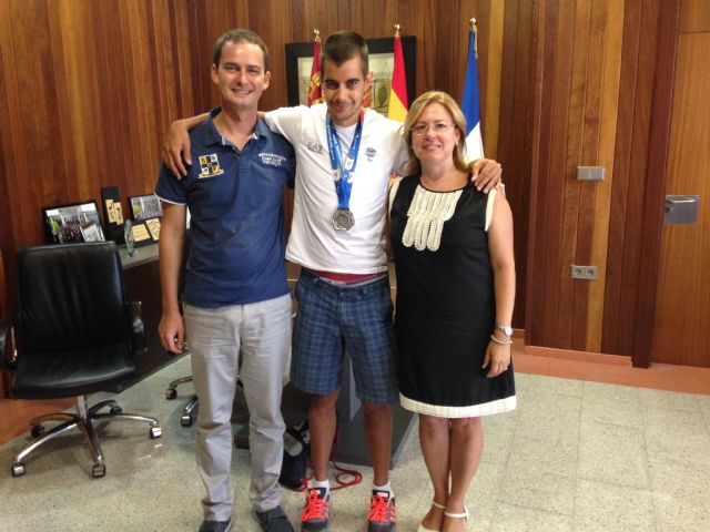 La alcaldesa recibe al atleta paralímpico Lorenzo Albaladejo - 1, Foto 1