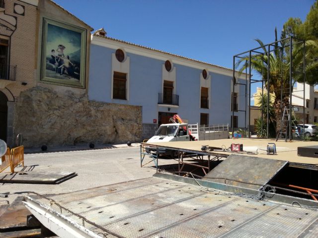 La Plaza del Castillo se engalana para acoger el Pregón de las Fiestas de Cehegín 2014 - 2, Foto 2