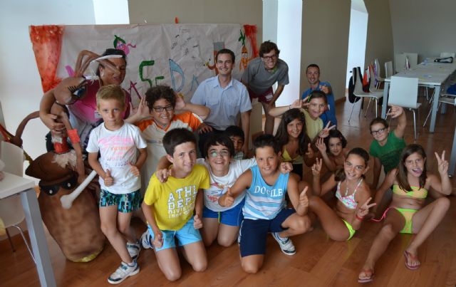 Voluntarios universitarios colaboran este verano con asociaciones en proyectos de educación e integración - 2, Foto 2