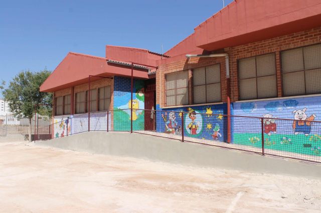 Servicios ultima las obras destinadas a la eliminación de barreras arquitectónicas en edificios municipales - 3, Foto 3