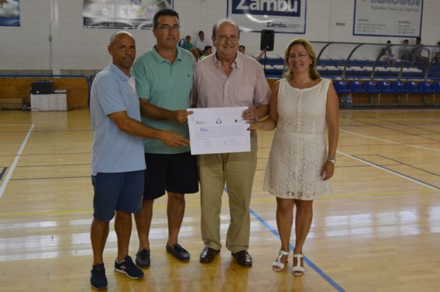 El CFS Pinatar dona 300 euros de taquilla solidaria a Cáritas parroquial - 1, Foto 1