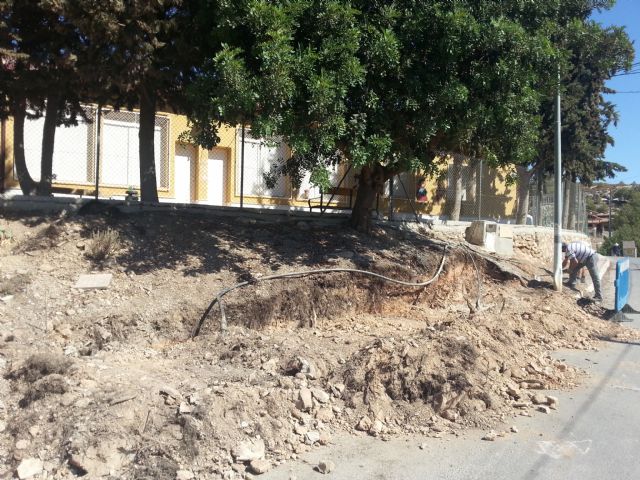 Obras y Servicios realiza mejoras en los accesos a El Berro - 2, Foto 2
