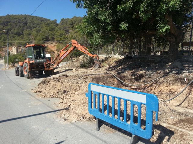 Obras y Servicios realiza mejoras en los accesos a El Berro - 3, Foto 3