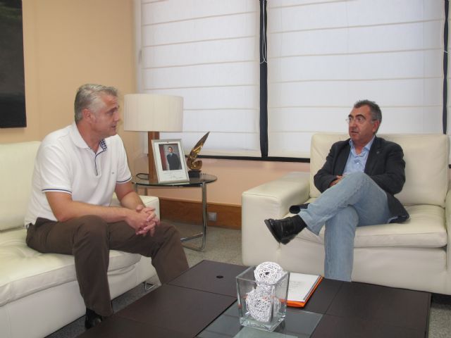 Reunión del consejero de Fomento, Manuel Campos, con el alcalde de Albudeite - 1, Foto 1