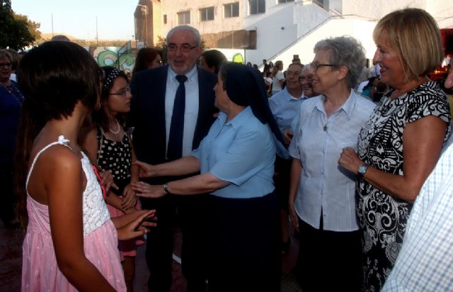 Emotivo encuentro entre varias generaciones de estudiantes del Sagrado Corazón de Cartagena - 1, Foto 1
